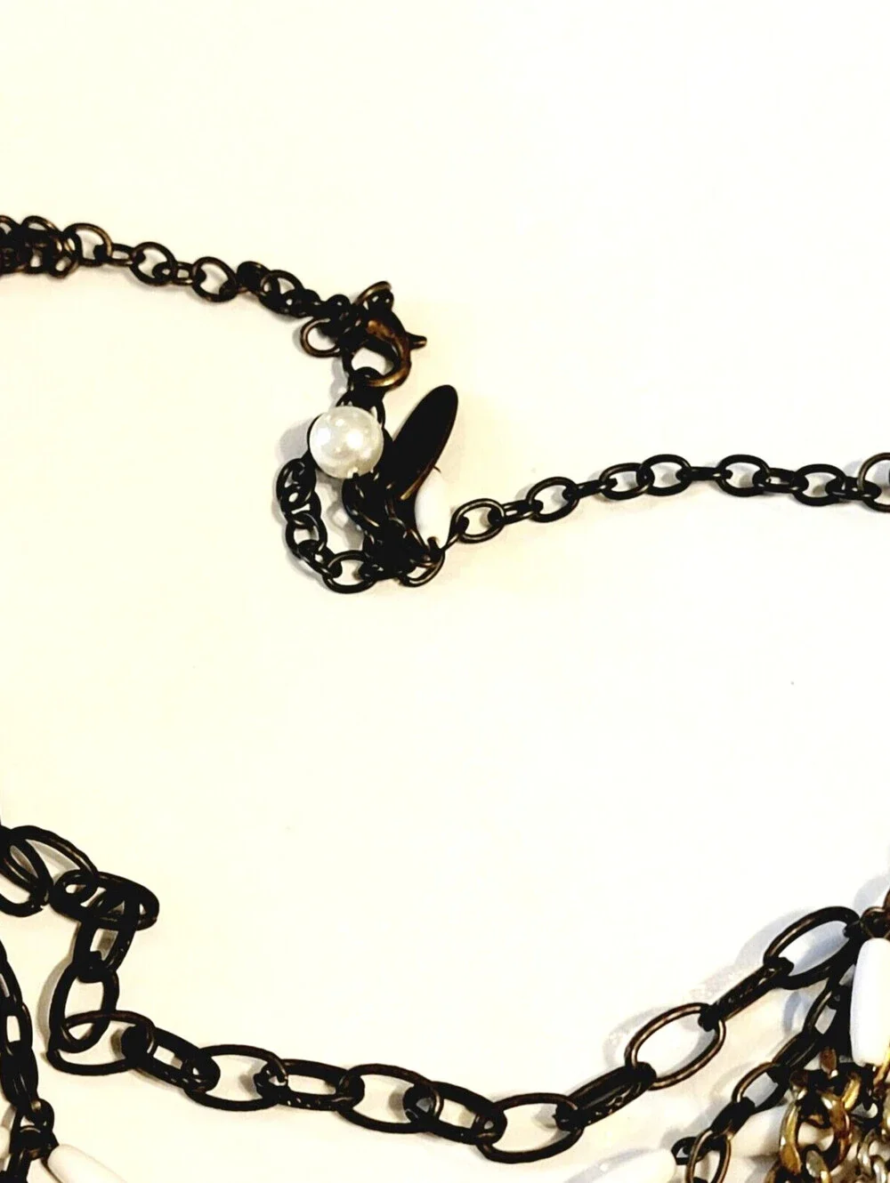 Plunder Charm Necklace Mixed Metals Bird, Lock, Faux Pearl Swag Designer blu1-38